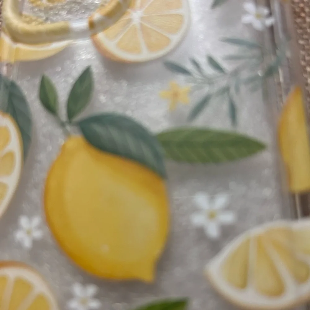 iPhone 14 Plus Lemons NWOT Will fit other iPhones See description to see